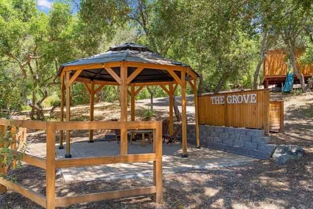 9115 Harmony Grove Road, Escondido CA: https://media.crmls.org/mediaz/412cc2d1-1966-4044-bfa2-d75f5e46d5c2.jpg