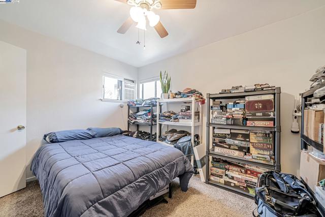 4655 Augustine St, Pleasanton CA: https://media.crmls.org/mediaz/412d0394-1282-447b-b3f4-76410b850c8b.jpg