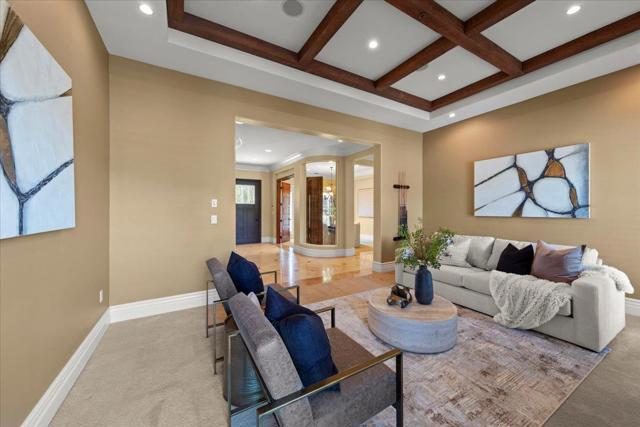 286 Mountain Laurel Lane, Los Gatos CA: https://media.crmls.org/mediaz/412e21ed-4c71-429c-aa5b-b9db2228e810.jpg