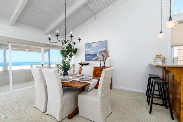 1905 Ocean Drive, Oxnard CA: https://media.crmls.org/mediaz/412e9d8c-1166-4b30-9802-e44a59614470.jpg