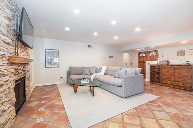 Detail Gallery Image 5 of 45 For 1454 Romance Rd, Escondido,  CA 92029 - 3 Beds | 2 Baths