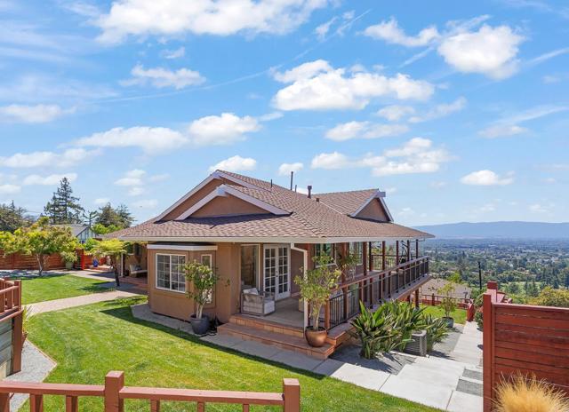 11264 Chula Vista Avenue, San Jose CA: https://media.crmls.org/mediaz/412fc067-5965-422c-97de-0eb354ca103f.jpg