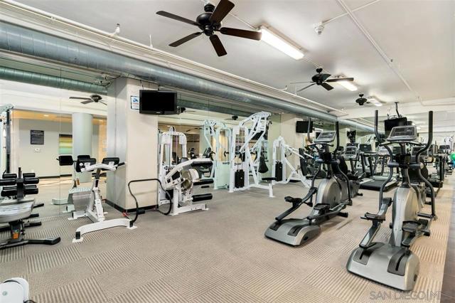 1551 4Th Ave, San Diego CA: https://media.crmls.org/mediaz/412fc077-e5d1-4f5e-b855-351dd82c1b61.jpg