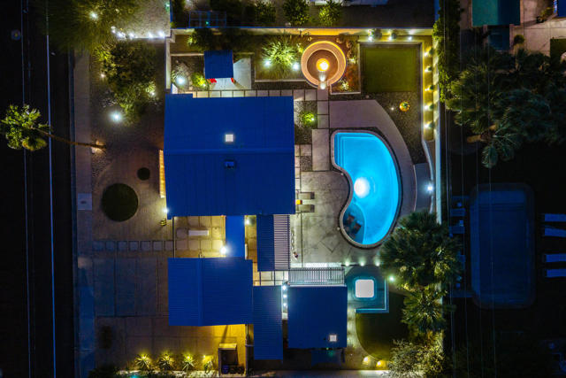438 E Racquet Club Road, Palm Springs, CA 92262