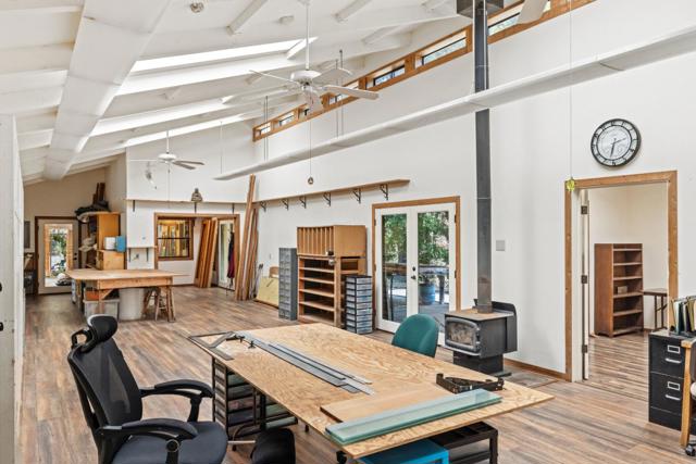 994 Laurel Grove Drive, Soquel CA: https://media.crmls.org/mediaz/4131ffce-215c-4349-a975-1ef4246cb869.jpg