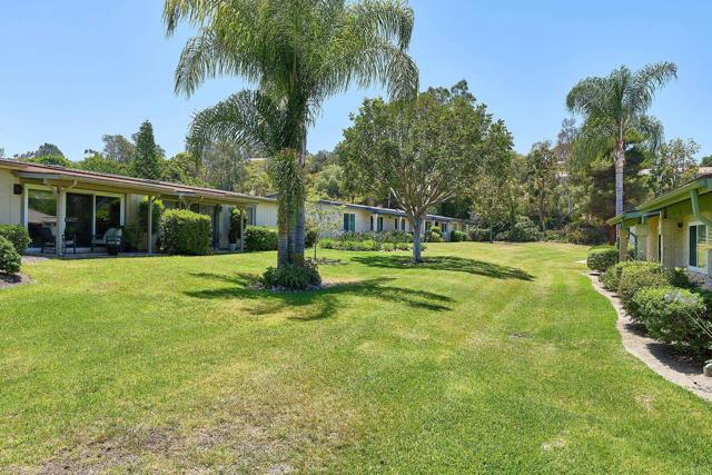 942 Royal Tern Way, Oceanside CA: https://media.crmls.org/mediaz/4132210d-0991-4463-9f22-41c2b767c185.jpg