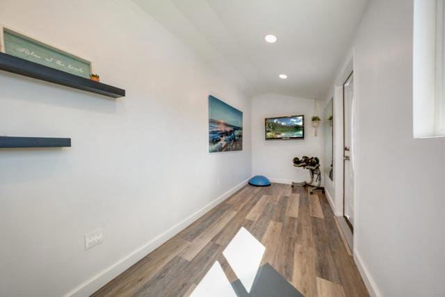 129 Santa Cruz Avenue, Aptos CA: https://media.crmls.org/mediaz/413235dc-30c4-47cf-b911-cd21618e2806.jpg