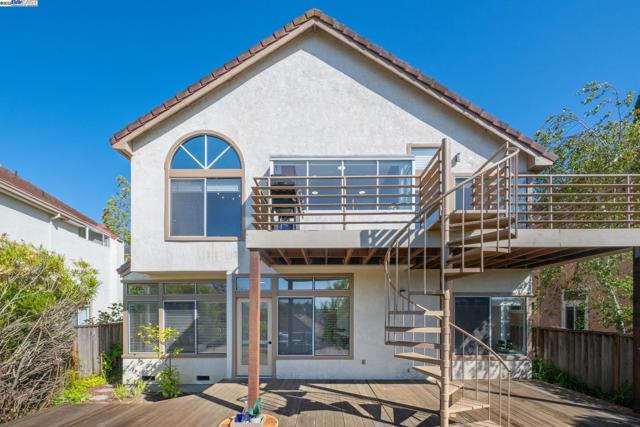 447 Donner Way, San Ramon CA: https://media.crmls.org/mediaz/41326b6b-3b2c-4634-a1dd-7901022b1b08.jpg