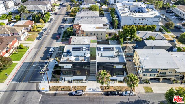 5868 Saturn Street, Los Angeles CA: https://media.crmls.org/mediaz/41334083-5bce-4ecf-972c-f6ab2b6d2c6b.jpg