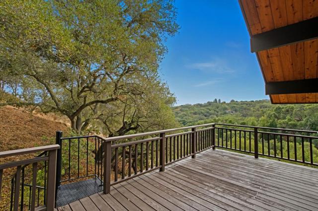 435 Golden Oak Drive, Portola Valley CA: https://media.crmls.org/mediaz/41336a04-27e6-46fb-a74d-96aa907e45ff.jpg