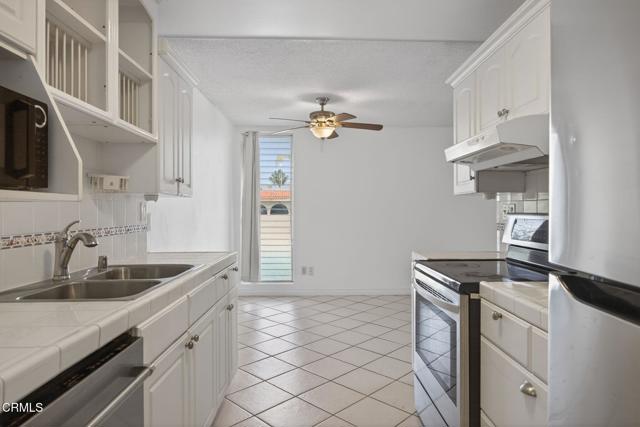 Detail Gallery Image 5 of 30 For 3700 Dean Dr #2202,  Ventura,  CA 93003 - 2 Beds | 2 Baths