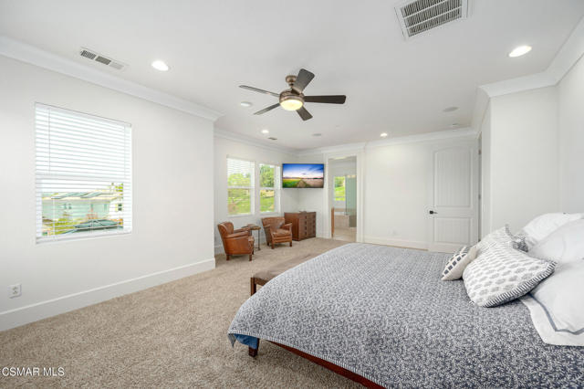 650 Astera Court, Newbury Park CA: https://media.crmls.org/mediaz/4136d9e8-78ef-4a98-b14d-3cdebce3716d.jpg