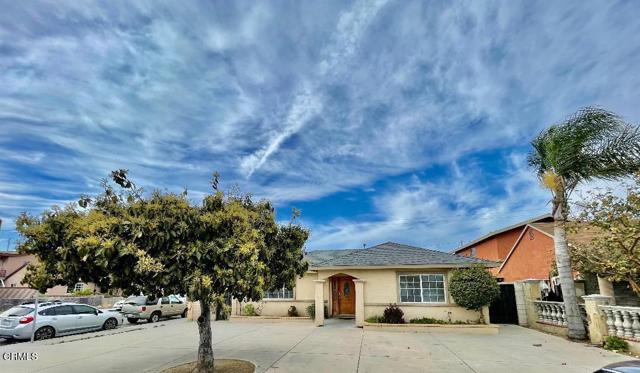 Detail Gallery Image 1 of 22 For 1337 W Birch St, Oxnard,  CA 93033 - 4 Beds | 2 Baths