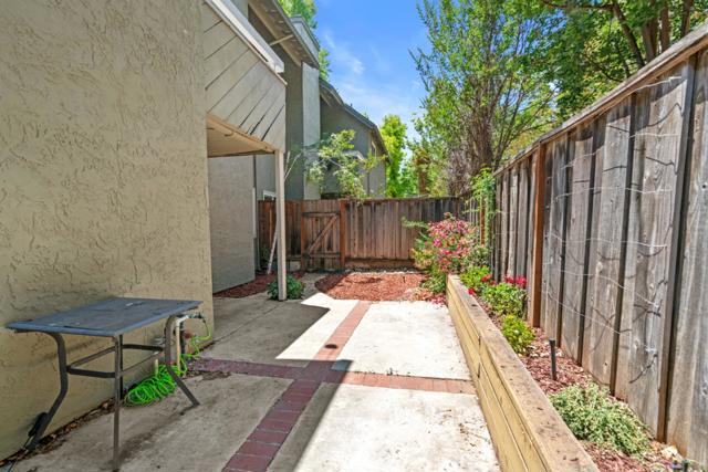 2124 Canoas Garden Avenue, San Jose CA: https://media.crmls.org/mediaz/41382c06-c12a-486e-bcfb-df09cd771530.jpg