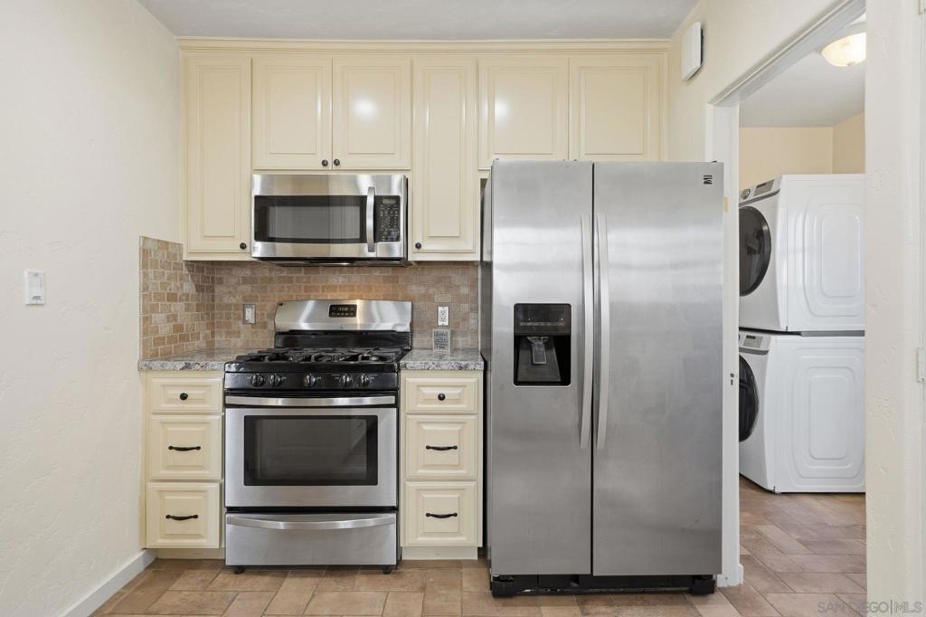 3222 Curtis - photo 12