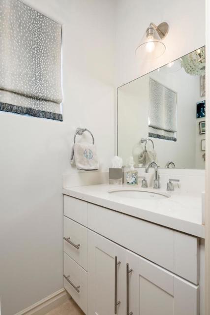 Image 12 of 35 For 1137 Paloma Avenue A