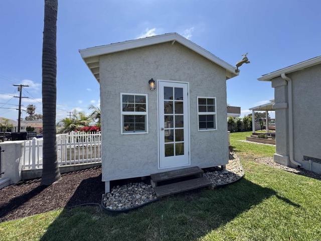 4704 Jumano Avenue, San Diego CA: https://media.crmls.org/mediaz/413aae58-f9e2-4ab4-a211-72027e3cf468.jpg