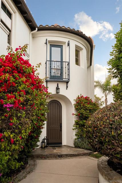 5480 Valerio Trl, San Diego CA: https://media.crmls.org/mediaz/413ae10a-7765-48f8-84bd-aadf32b07562.jpg