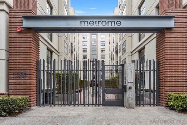 1150 J Street, San Diego CA: https://media.crmls.org/mediaz/413b613d-2d5d-4ec9-8d7c-5d2c7f44444b.jpg