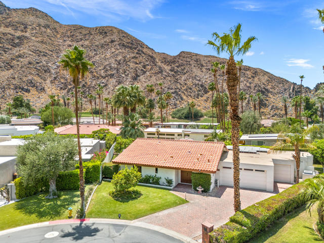 46428 War Bonnet Circle, Indian Wells CA: https://media.crmls.org/mediaz/413c0c61-608e-45b8-9e83-695134ea46ae.jpg