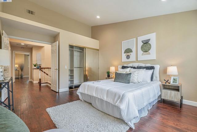 5406 Ontario Cmn, Fremont CA: https://media.crmls.org/mediaz/413cd5d6-028a-4ed3-ab49-c459117b4ef1.jpg