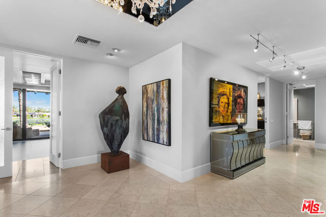 4 Trinity Court, Rancho Mirage CA: https://media.crmls.org/mediaz/413e1c01-ed76-4ea4-ae50-165e458db7b9.jpg