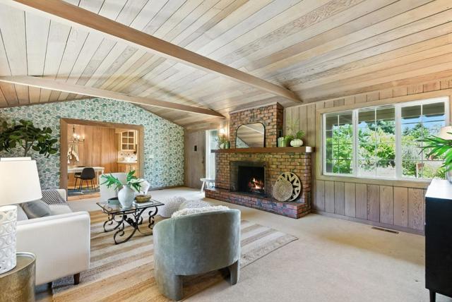 711 Riverview Drive, Capitola CA: https://media.crmls.org/mediaz/413e685a-8a14-46fd-a7ff-e524172a37d6.jpg