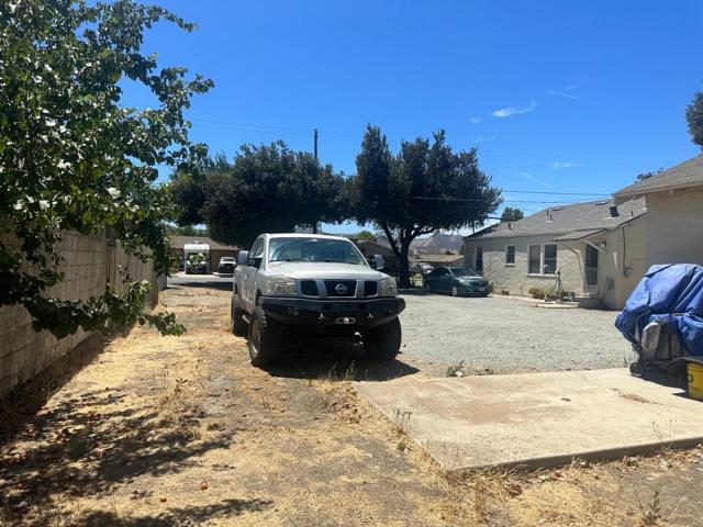 0 Ellis St, King City CA: https://media.crmls.org/mediaz/413e6f50-5ac4-4f3d-b247-e94f3b7e4178.jpg