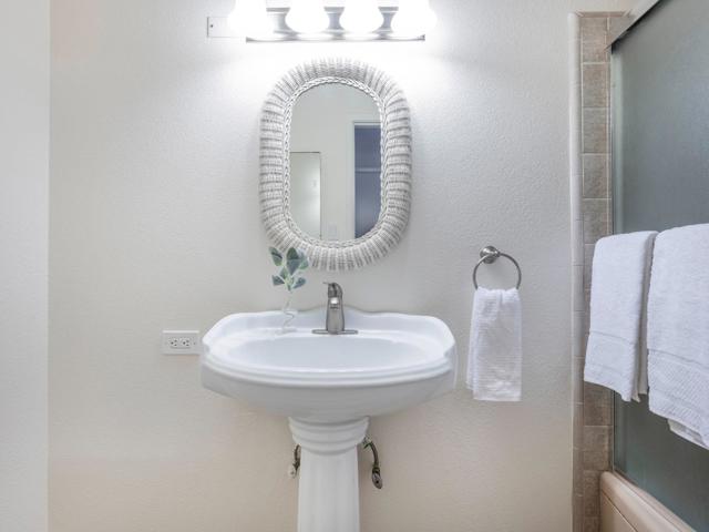 19 La Playa Street, Monterey CA: https://media.crmls.org/mediaz/413eacc5-ab2f-4040-8b49-92e5d92e8c61.jpg
