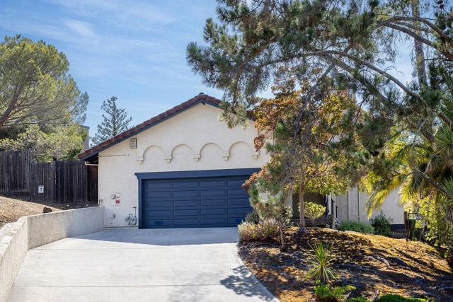 16 Niner Court, Redwood City CA: https://media.crmls.org/mediaz/41406892-0016-4a61-86d1-ccf96cc0f924.jpg