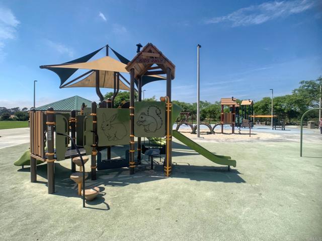 7755 Via Montebello, San Diego CA: https://media.crmls.org/mediaz/41407d76-012c-44f0-8179-94c472e18eee.jpg