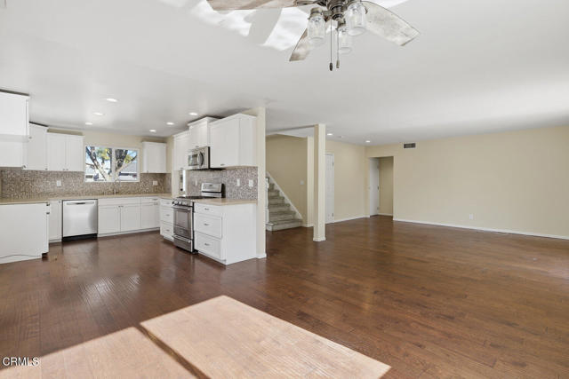 Detail Gallery Image 10 of 39 For 593 Talbert Ave, Simi Valley,  CA 93065 - 4 Beds | 2/1 Baths