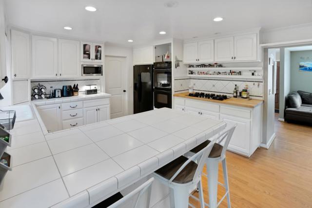 Image 13 of 30 For 390 Seely Avenue