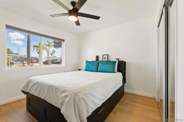 4862 Kesling Ct, San Diego CA: https://media.crmls.org/mediaz/414375f3-1df0-4e7c-85a0-3b75e5226371.jpg