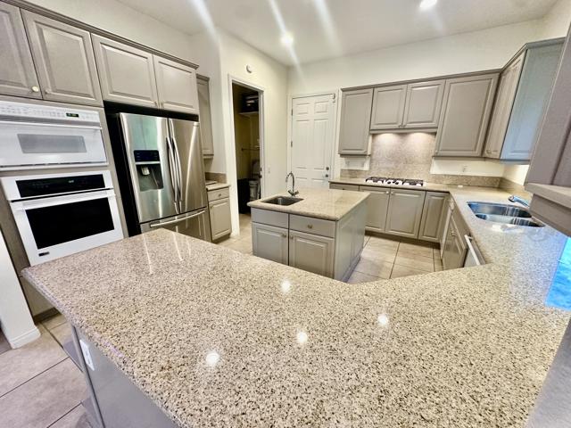 49 Provence Way, Rancho Mirage, CA 92270