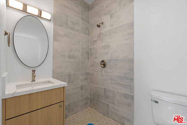 10957 Calvert, North Hollywood CA: https://media.crmls.org/mediaz/4145c937-1732-4af4-b3c7-dae52d9d37e2.jpg
