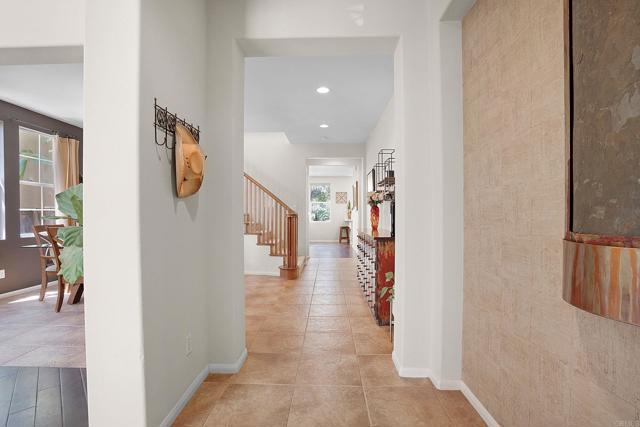 Detail Gallery Image 3 of 44 For 2217 Corte San Simeon, Chula Vista,  CA 91914 - 4 Beds | 3 Baths
