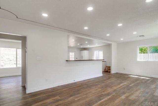 Image 70 of 72 For 631 Rosalie Way
