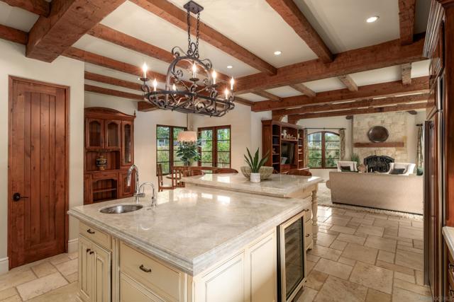 1038 E Ave, Coronado CA: https://media.crmls.org/mediaz/4147f726-ecc1-4425-9a13-c4c666416e00.jpg