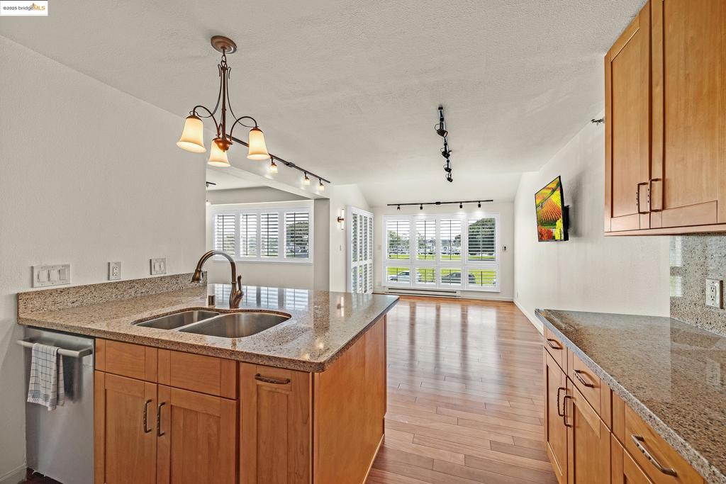 MLS #41113544 image #27