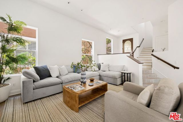1486 Paseo De Oro photo 3