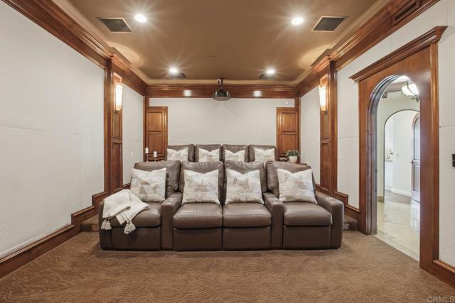 1745 Amalfi Street, La Jolla CA: https://media.crmls.org/mediaz/414a7847-b9ab-4153-8029-bf18d2fd7eb5.jpg