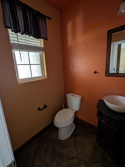 4972 Madamin Way, Sacramento CA: https://media.crmls.org/mediaz/414ac550-4ccd-4ba2-91f2-51dba657a7ca.jpg