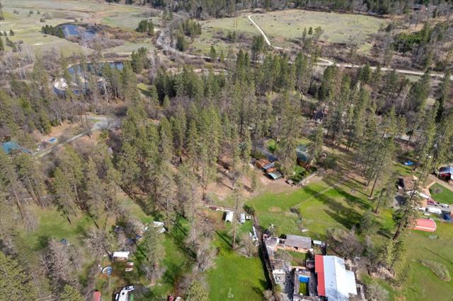 121 Wellock Road, Lewiston CA: https://media.crmls.org/mediaz/414af0bf-952a-47dd-8686-832912025223.jpg