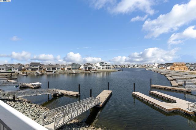 Image 9 of 17 For 11 Grey Whale Place