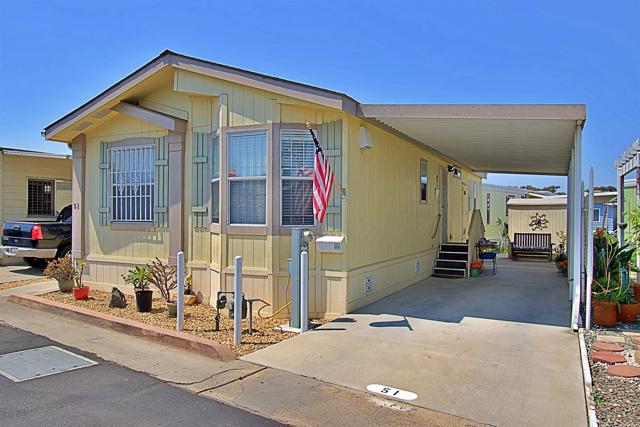 677 G Street, Chula Vista CA: https://media.crmls.org/mediaz/414dcfdd-8206-435b-8a8d-f191cdfcb619.jpg