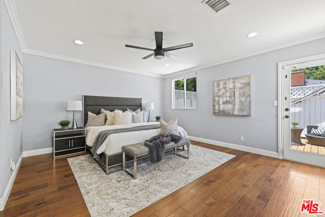 8136 Genesta Avenue, Lake Balboa CA: https://media.crmls.org/mediaz/414e427a-e9b3-4910-87a0-1f76ef305c5a.jpg