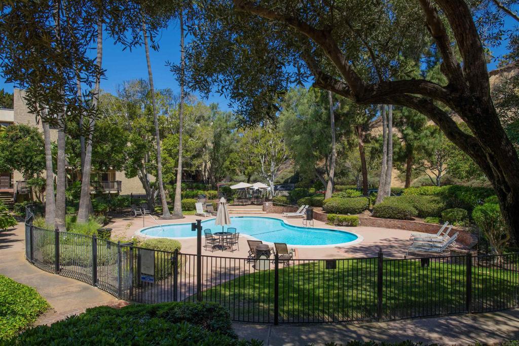 6304 Friars Rd - photo 15