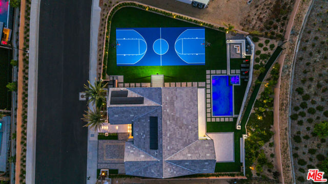 12553 N Ridgeline Road, Porter Ranch CA: https://media.crmls.org/mediaz/414ede56-b063-4e67-b6fe-8c2b7342ebf6.jpg