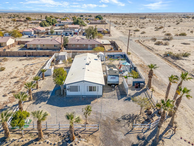 2342 Sand Jewel Avenue, Thermal CA: https://media.crmls.org/mediaz/414eec0f-a0c8-43e1-8b53-71619b5759b0.jpg
